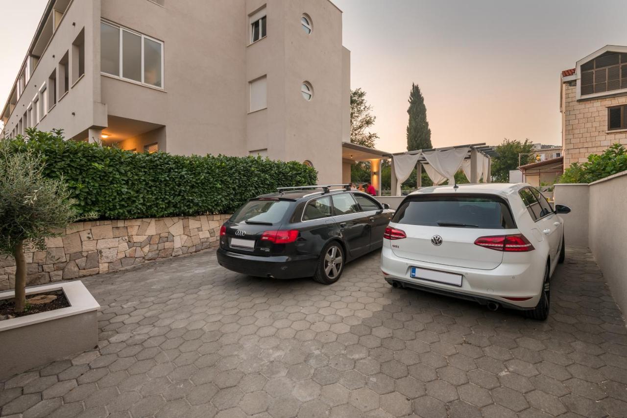 Family Apartment Dubrovnik - Private Jacuzzi Terrace, Private Parking Esterno foto